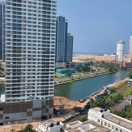 Jays Apartment - Colombo 02 At The Heart Of Convenience ภายนอก รูปภาพ